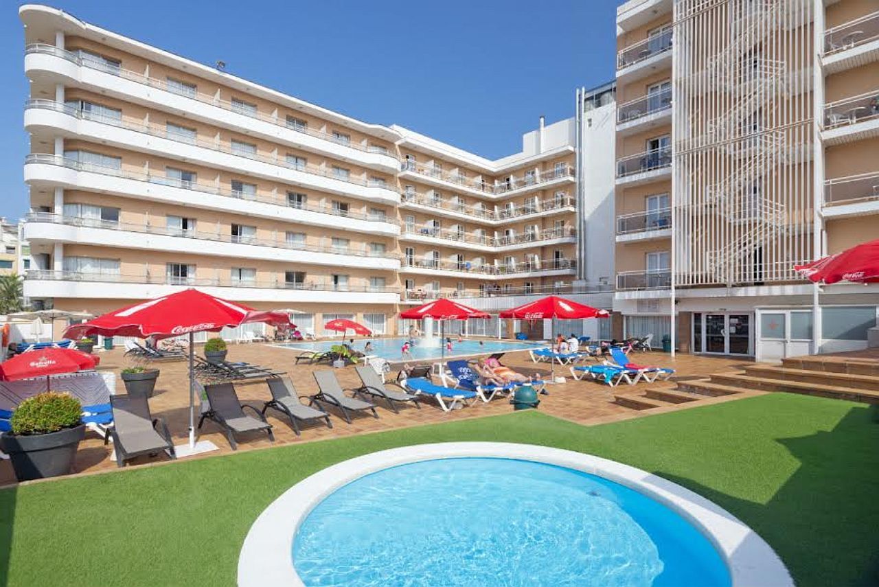Hotel Sorra Daurada Splash Malgrat de Mar Bagian luar foto