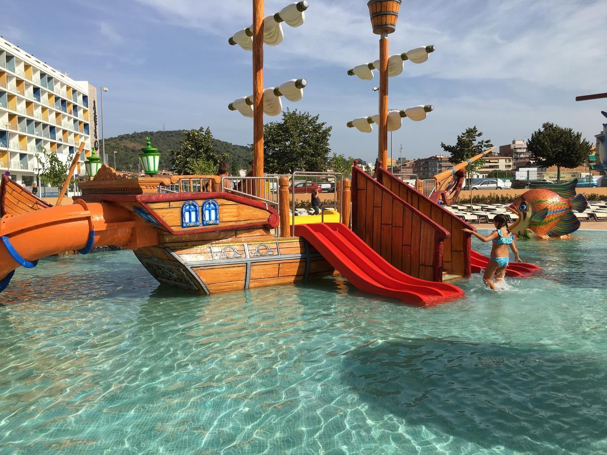 Hotel Sorra Daurada Splash Malgrat de Mar Bagian luar foto